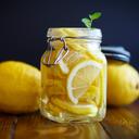 Zeytinyağlı Limon Turşusu
