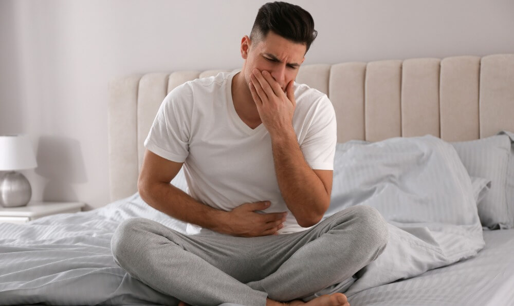 Gece mide bulantısı neden olur?