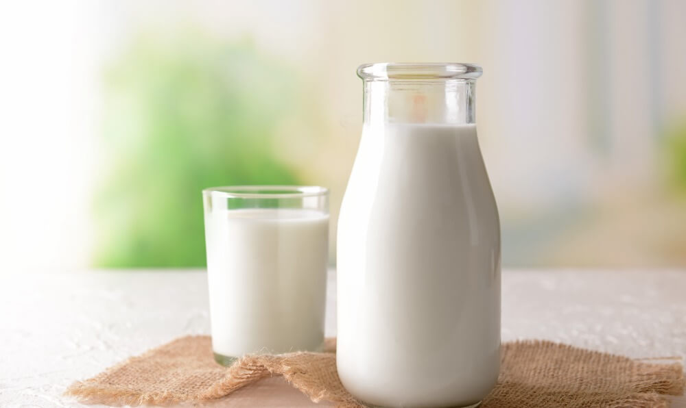 Süt sağlıklı mı yoksa tehlikeli mi?