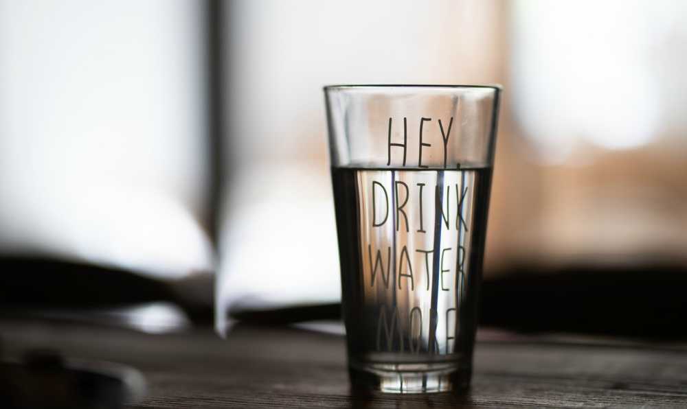 Su tüketimini artırmak isteyenler için 6 basit yöntem