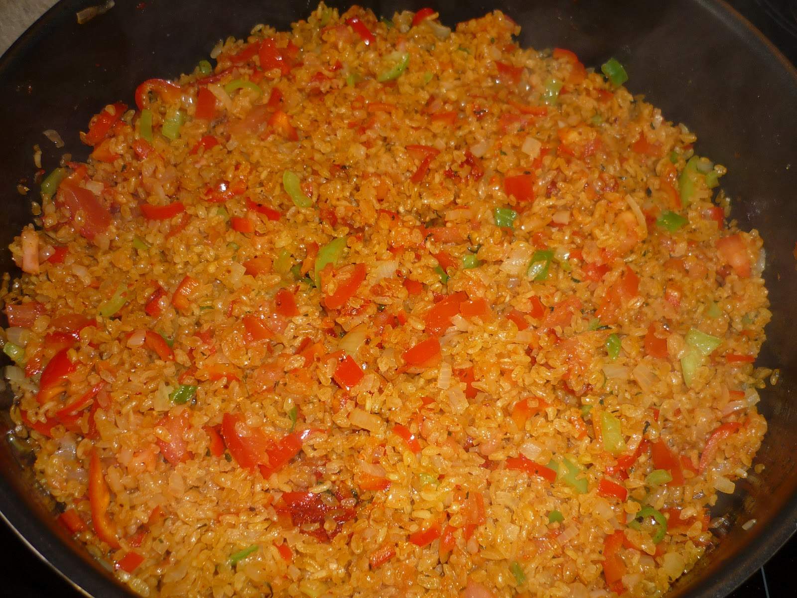 Domatesli Bulgur Pilavı