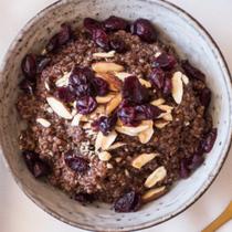 Vegan Yaban Mersinli Kinoa Lapası Tarifi