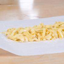 Ev Eriştesi (Yumurtalı Pişmemiş) Tarifi