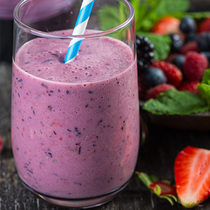 Bol Meyveli Smoothie Tarifi