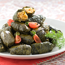 Etli Yaprak Sarması Tarifi