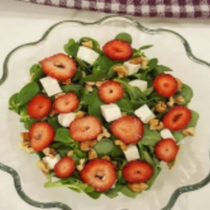 Çilekli Semizotu Salatası Tarifi