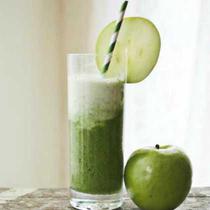 Yeşil Elmalı Ve Ispanaklı Smoothie Tarifi