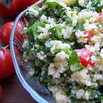 Rokalı Tabule Salatası Tarifi