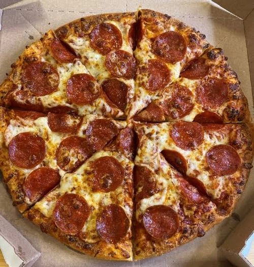 Dominos Pepperoni Pizza